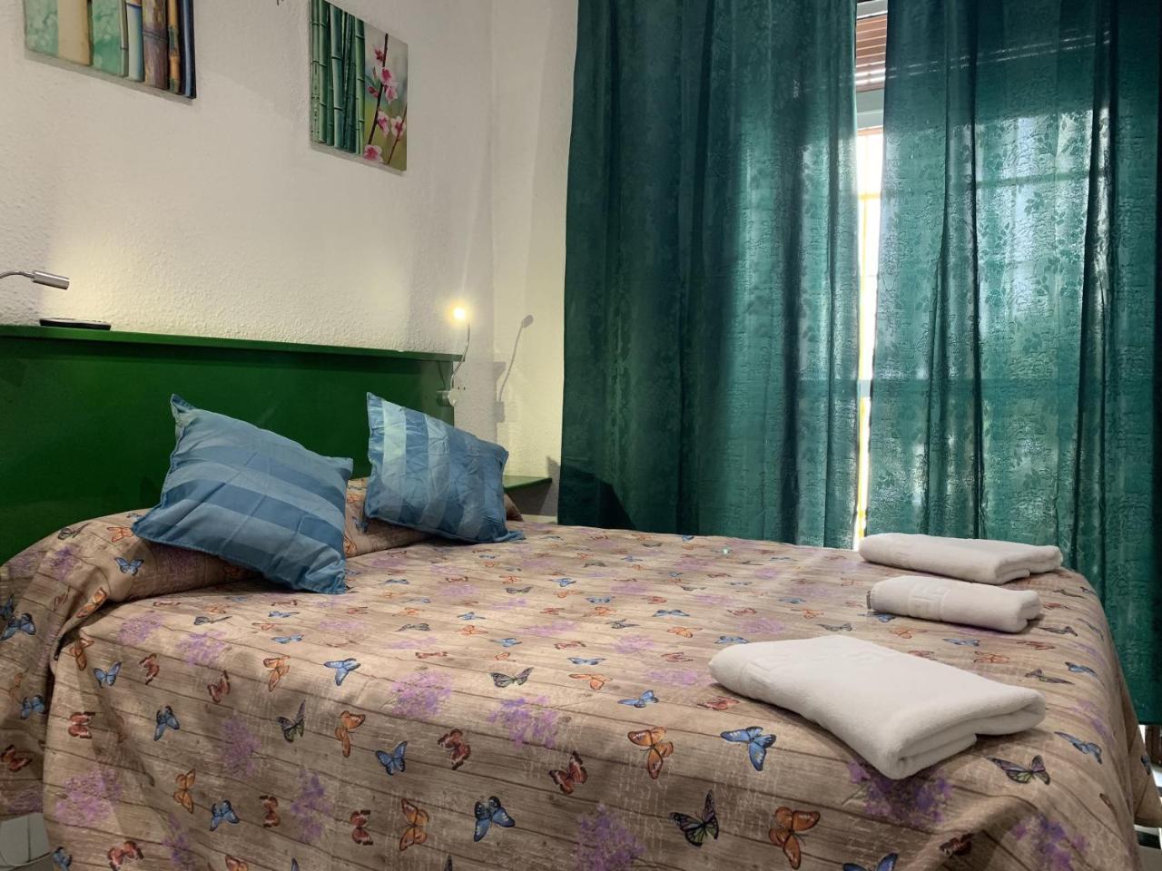 Giraldilla Hotel Seville Luaran gambar